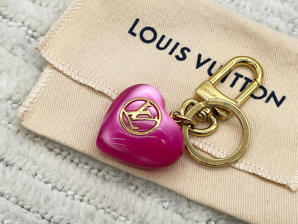 Louis Vuitton LV Beloved Family Key Ring & Bag Charm MO1008